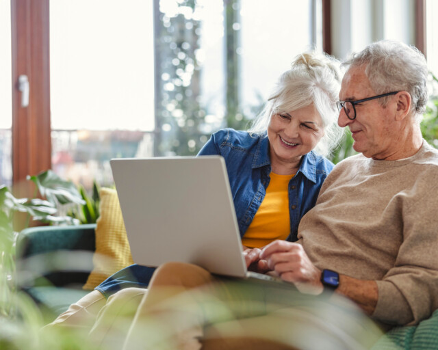 NWM income planning guide hero